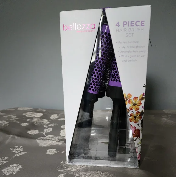 BELLEZZA 4 piece hair brush set. - Picture 5 of 6